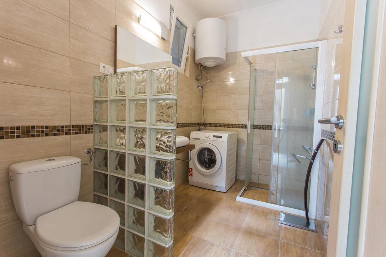 Yo Pauley! Apartment Budapest Bagian luar foto