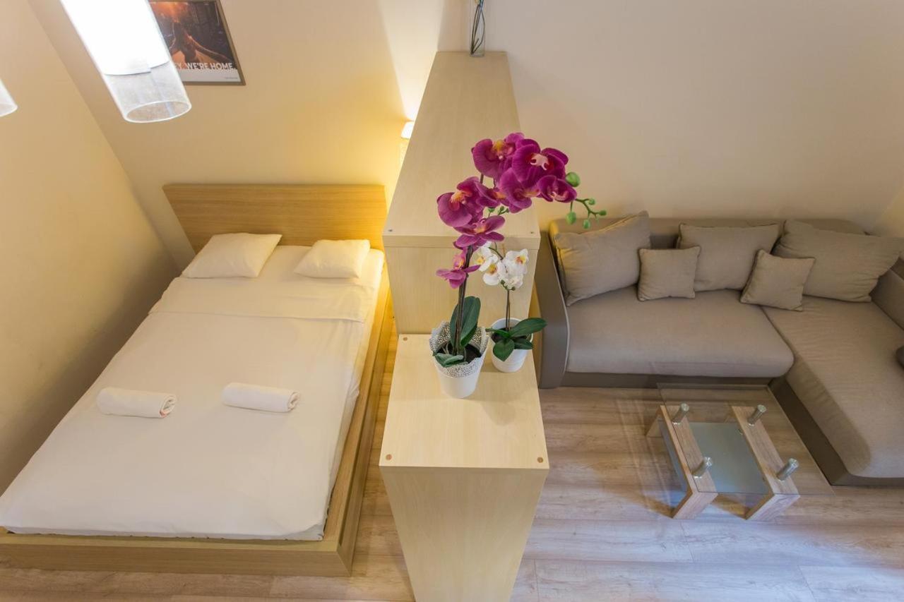 Yo Pauley! Apartment Budapest Bagian luar foto